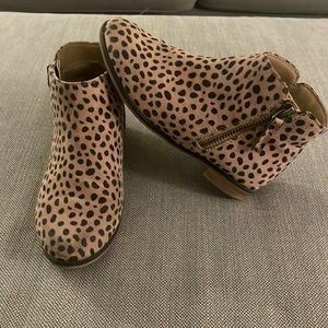 Cat & Jack Girls Cheetah Booties